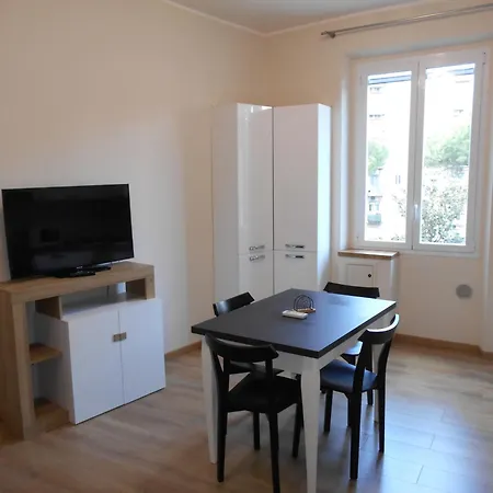 Domus Iarovalvi Róma
