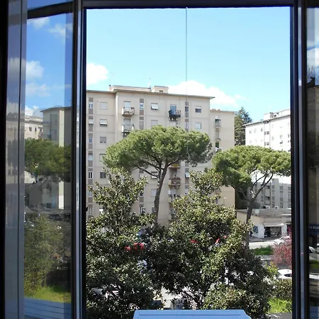 Domus Iarovalvi Apartment *
