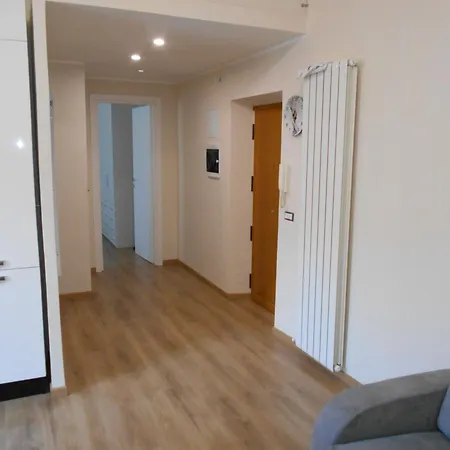 Domus Iarovalvi Apartment Rom