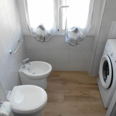 Apartman Domus Iarovalvi Róma